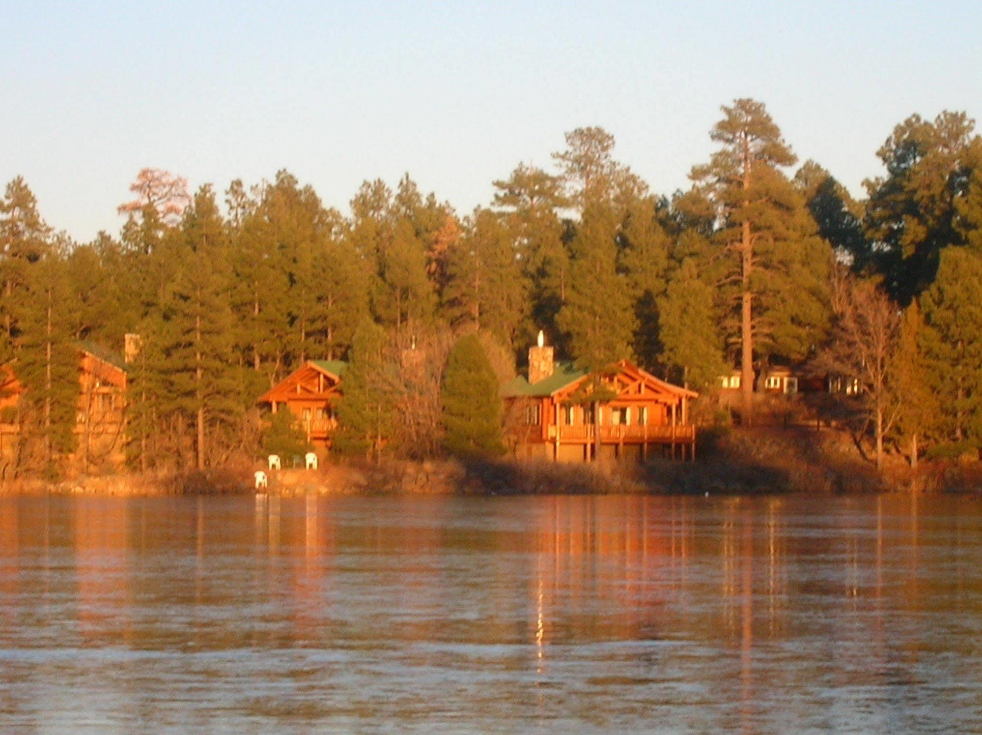 Lake Of The Woods Resort Lakeside Eksteriør billede